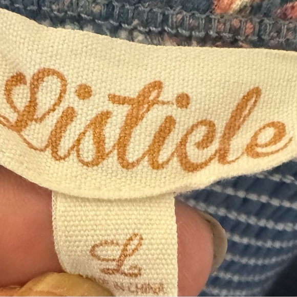 Listicle Black Floral Smocked Maxi Dress with Puff Sleeves - Picture 2 of 4